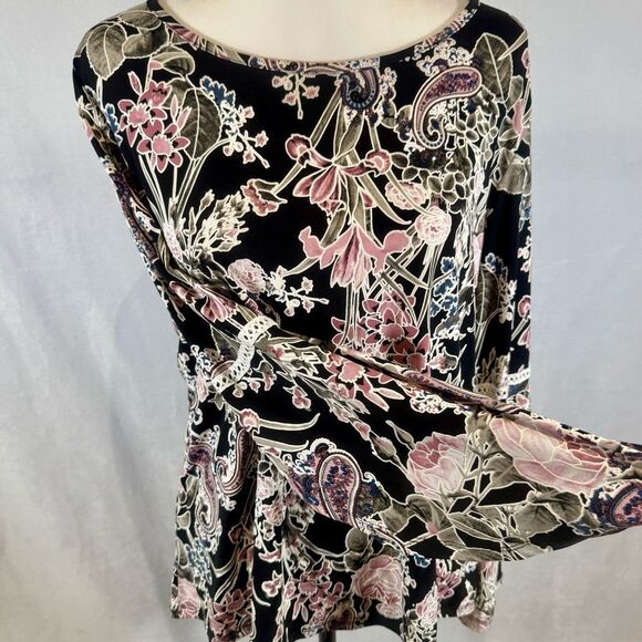 SJS navy and pink puff floral print long bell sleeve top size large - Picture 2 of 7